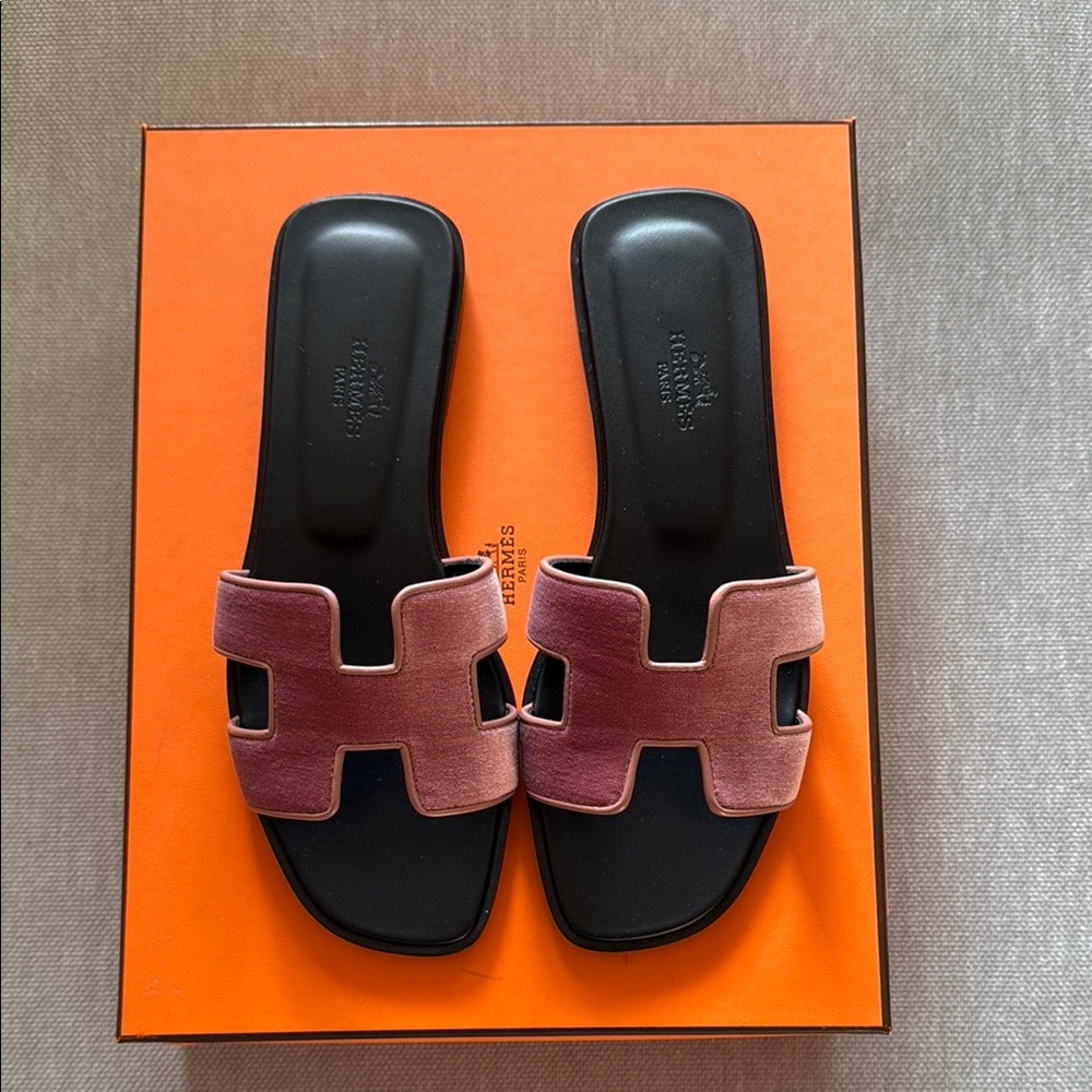 Hermes Oran velvet sandals
